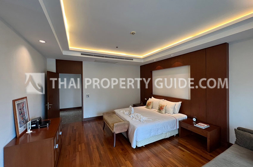 Apartment in Ploenchit 